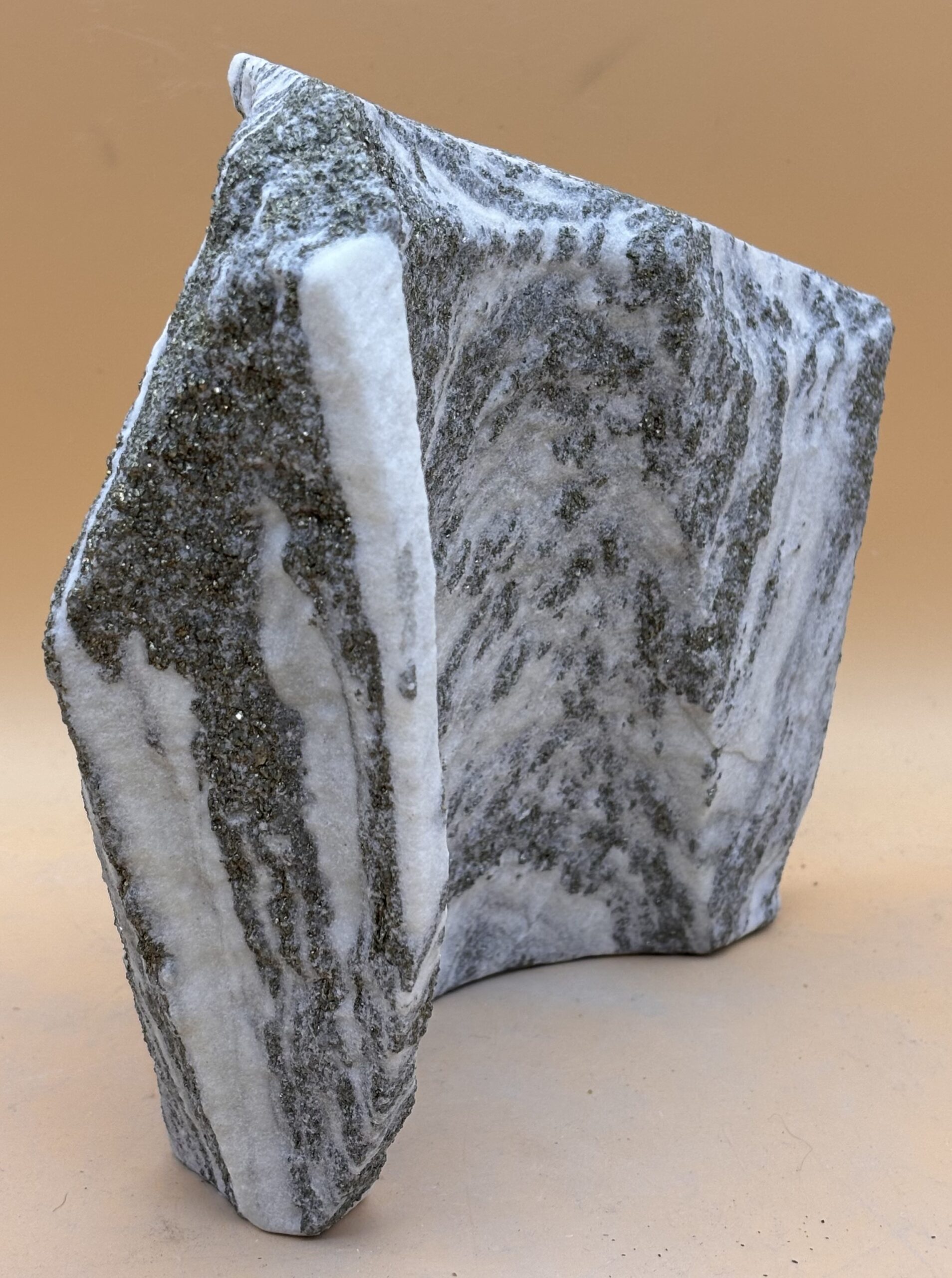 "Brandmauer" Walliser Goldmarmor – Bild 2