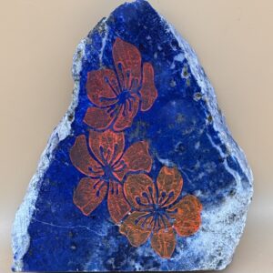Lapislazuli Motivstein mit rotem Lotus