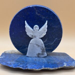 Goldmarmor Engel auf Lapislazuli