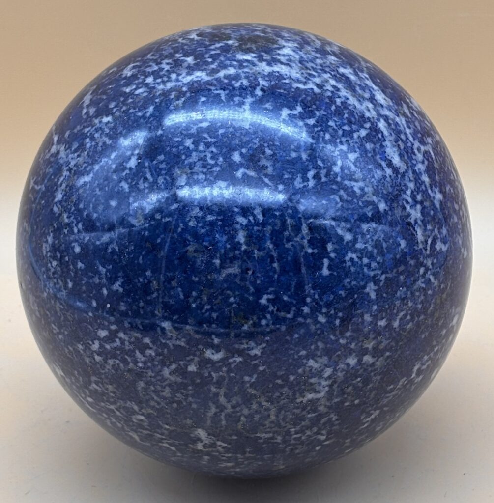 Steinkugel Lapislazuli