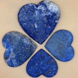 große Lapislazuli Herzen