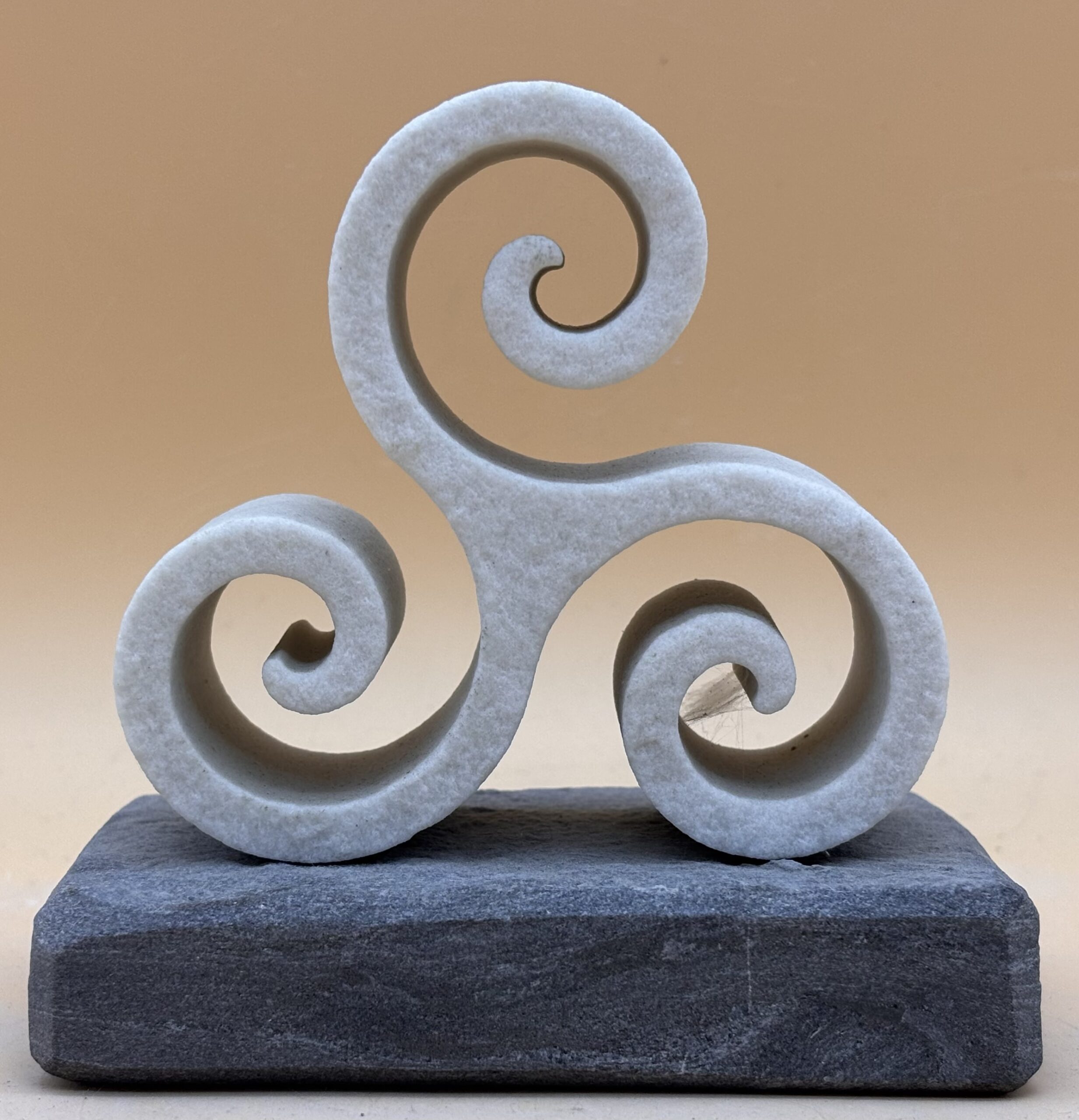 Triskele Quarzit – Bild 2