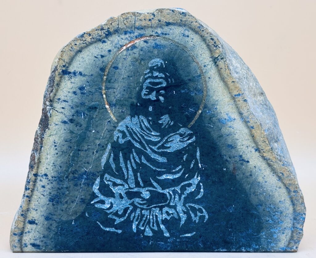 Buddha in Serpentin